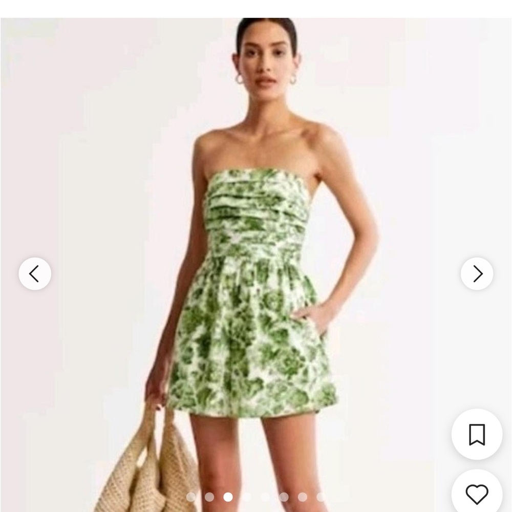 Abercrombie & Fitch Strapless Green Floral Romper